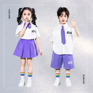 カラフル×キュート！元気いっぱいの制服風コーデ