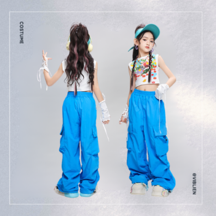 ブルーワイドカーゴ × ポップガールトップス