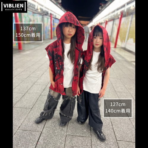 個性爆発!レッド×ブラックの最強ペアコーデ - 画像 (9)